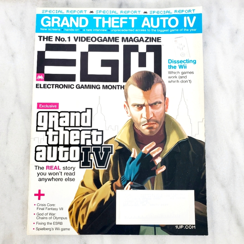 Electronic Gaming Monthly EGM Magazine, issue 227 from April 2008 featuring GTA